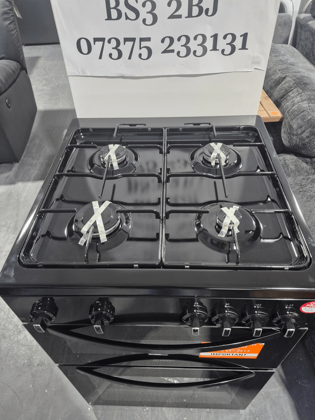 Indesit gas cooker £345