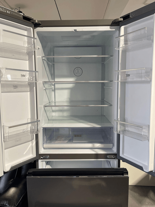 Fridge Freezer £395
