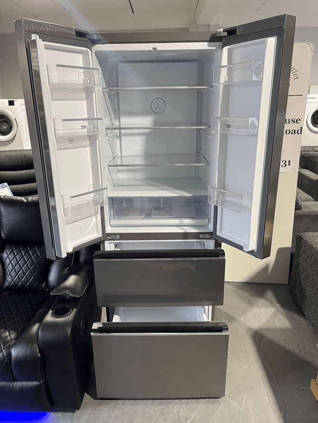 Fridge Freezer £395
