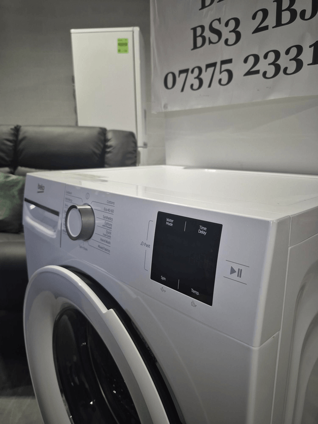 Beko washing machine £229