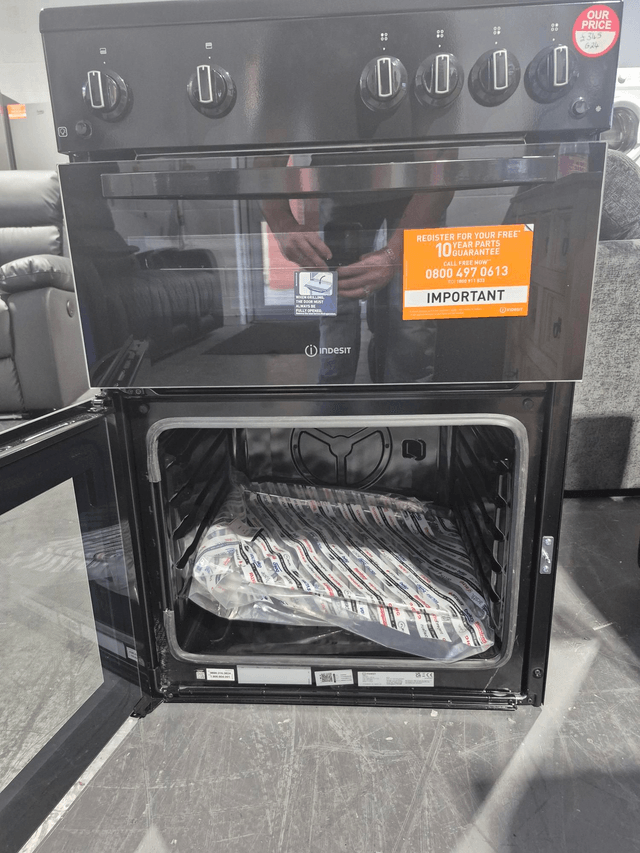 Indesit gas cooker £345