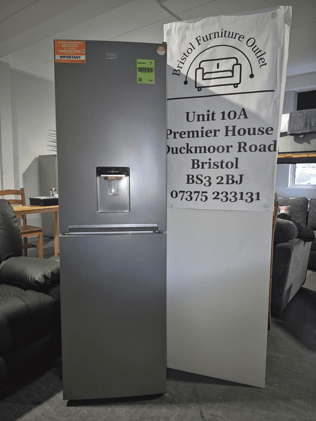 Beko fridge freezer £299